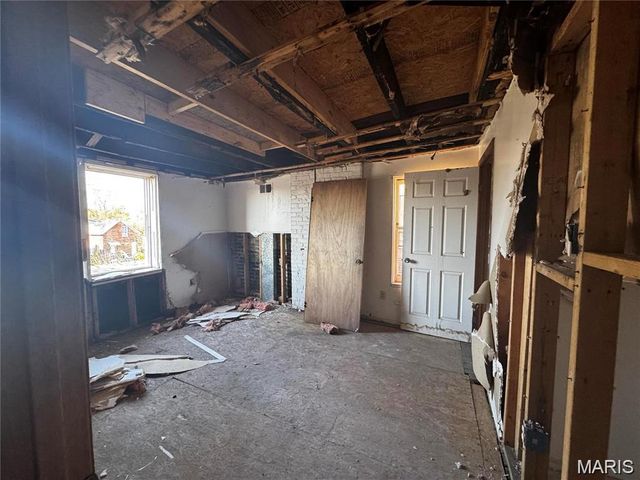 3735 Wisconsin Avenue, St Louis, MO 63118