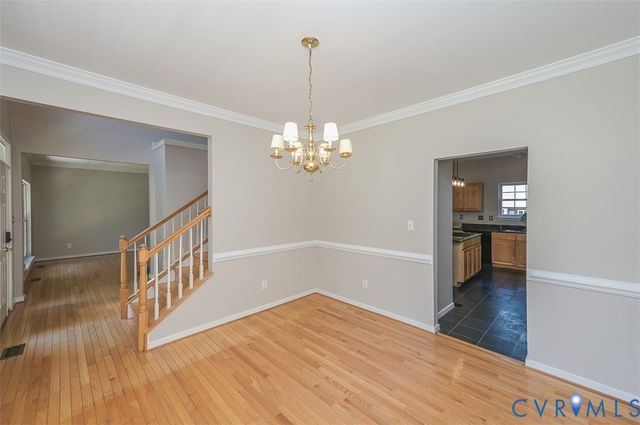 1926 Greenwood Glen Dr, Glen Allen, VA 23059
