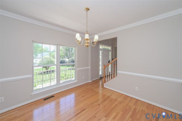 1926 Greenwood Glen Dr, Glen Allen, VA 23059