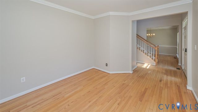 1926 Greenwood Glen Dr, Glen Allen, VA 23059