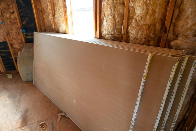 305 Eastwood Loop, Hemphill, TX 75948