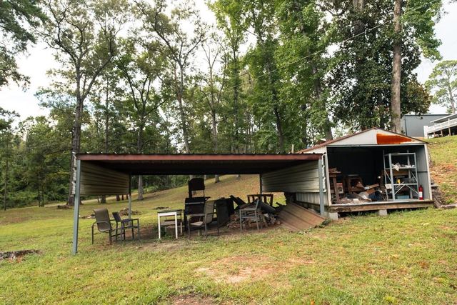 305 Eastwood Loop, Hemphill, TX 75948