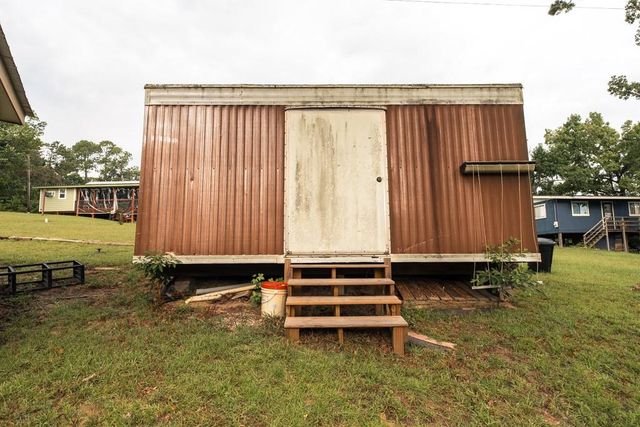 305 Eastwood Loop, Hemphill, TX 75948