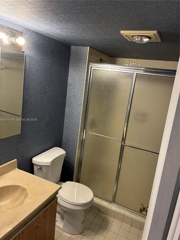 4301 Collins Avenue 402, Miami Beach, FL 33140