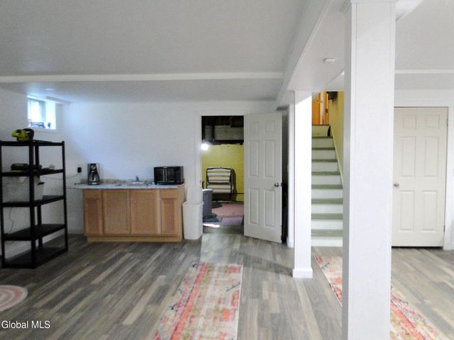 2040 Lisa Lane, Rotterdam, NY 12303