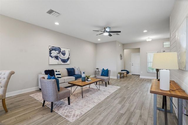 30183 SOUTHWELL LANE, Wesley Chapel, FL 33543