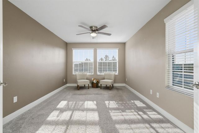 30183 SOUTHWELL LANE, Wesley Chapel, FL 33543