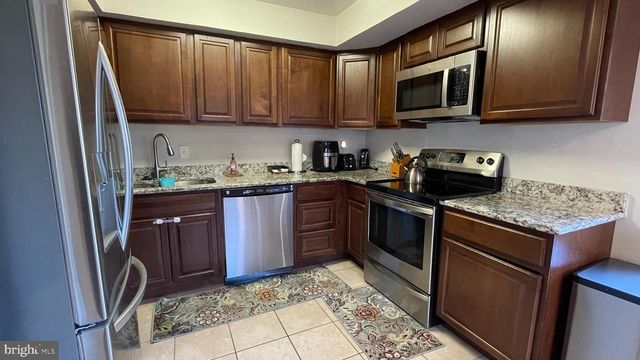 9995 CAMPUS WAY S, Upper Marlboro, MD 20774