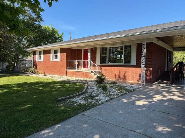108 13th Street, Williamsburg, KY 40769