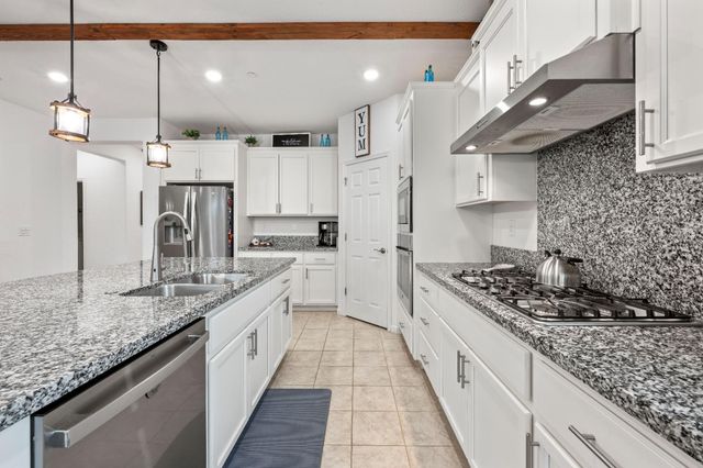 2964 Mackinac Dr, Lincoln, CA 95648