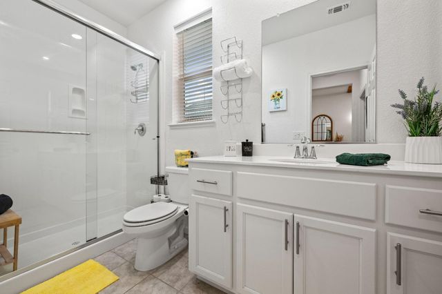 2964 Mackinac Dr, Lincoln, CA 95648