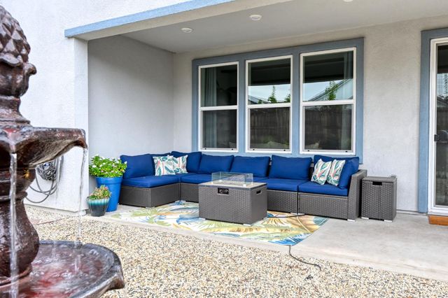 2964 Mackinac Dr, Lincoln, CA 95648