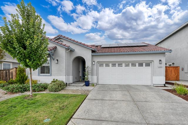 2964 Mackinac Dr, Lincoln, CA 95648