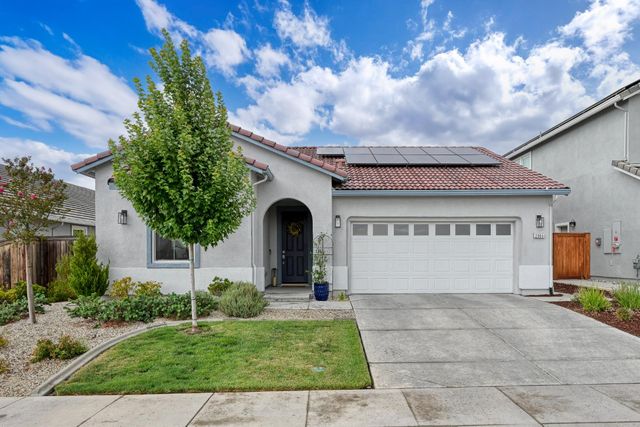 2964 Mackinac Dr, Lincoln, CA 95648