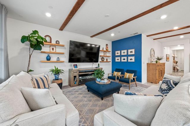 2964 Mackinac Dr, Lincoln, CA 95648