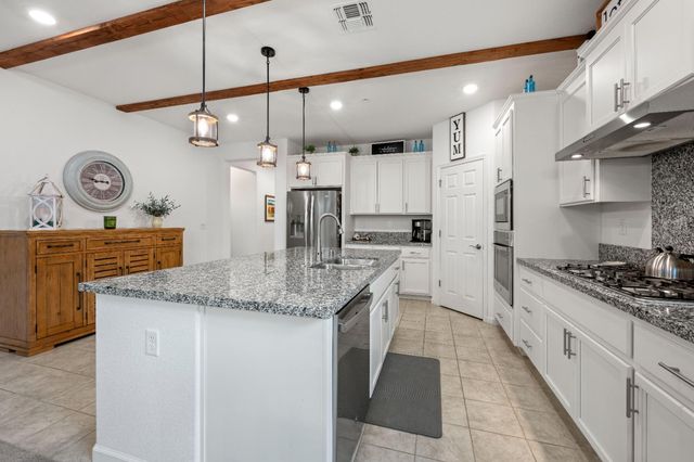 2964 Mackinac Dr, Lincoln, CA 95648