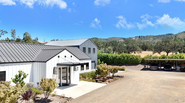85 W Trinity Rd, Glen Ellen, CA 95442