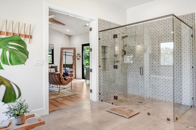 85 W Trinity Rd, Glen Ellen, CA 95442