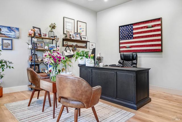 85 W Trinity Rd, Glen Ellen, CA 95442