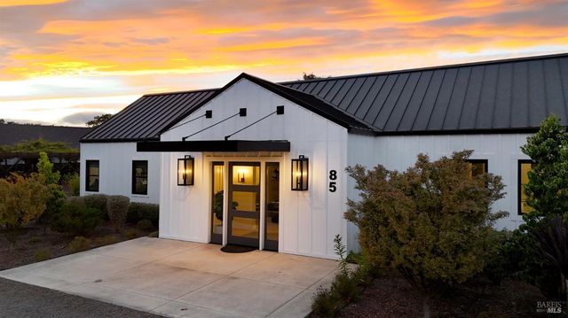 85 W Trinity Rd, Glen Ellen, CA 95442