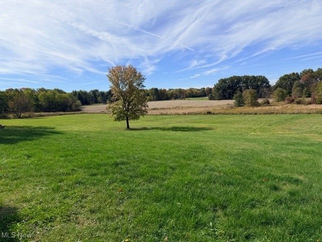 731 N Munroe Road, Tallmadge, OH 44278