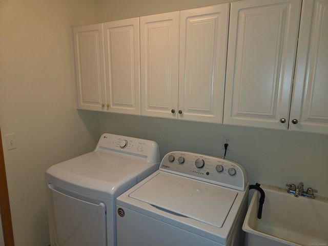 33917 Lakewood Drive, Sterling Heights, MI 48312