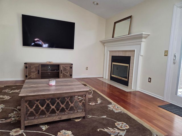 33917 Lakewood Drive, Sterling Heights, MI 48312