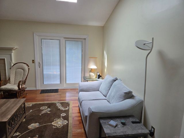 33917 Lakewood Drive, Sterling Heights, MI 48312