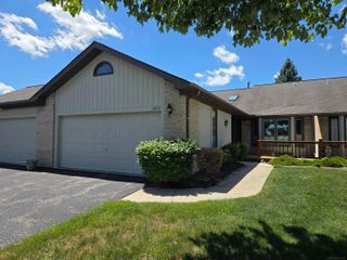 33917 Lakewood Drive, Sterling Heights, MI 48312