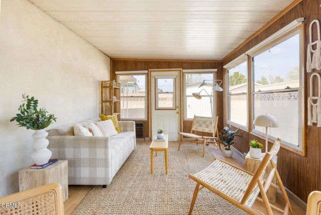 9527 Broadway, Temple City, CA 91780