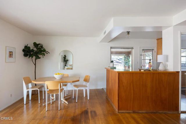 9527 Broadway, Temple City, CA 91780