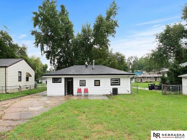 3924 Kansas Avenue, Omaha, NE 68111