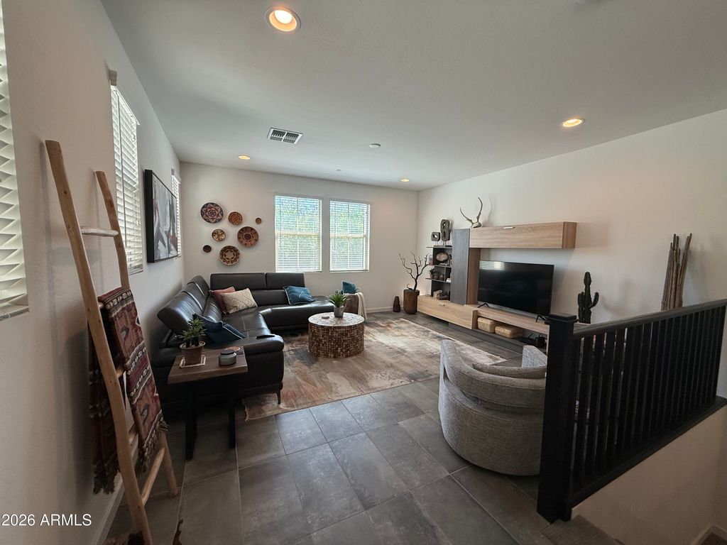 1725 E DOGWOOD Lane, Gilbert, AZ 85295 — photo 4