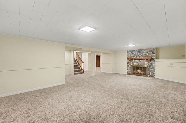 11819 Wicker Avenue, Cedar Lake, IN 46303