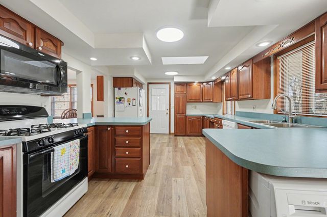 11819 Wicker Avenue, Cedar Lake, IN 46303