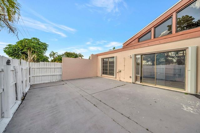 8454 NW 31st Court, Sunrise, FL 33351