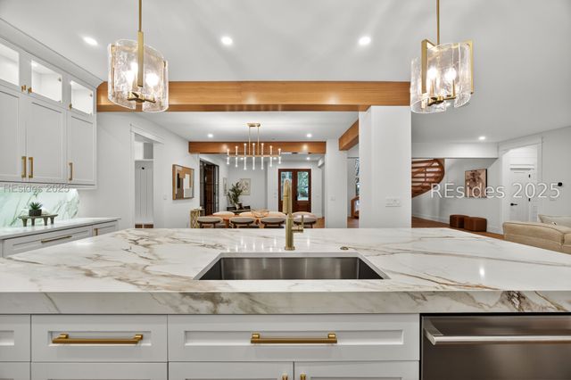 4 Millwright Dr, Hilton Head Island, SC 29926