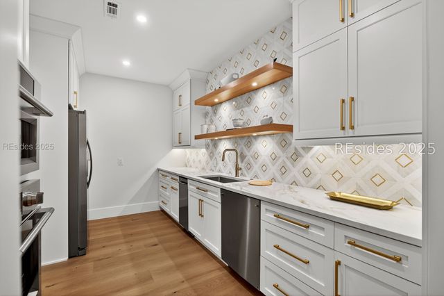 4 Millwright Dr, Hilton Head Island, SC 29926