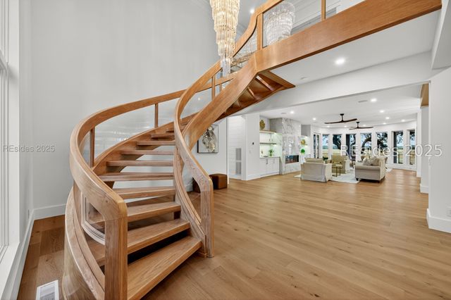 4 Millwright Dr, Hilton Head Island, SC 29926