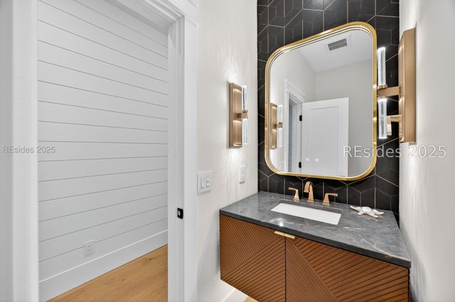 4 Millwright Dr, Hilton Head Island, SC 29926