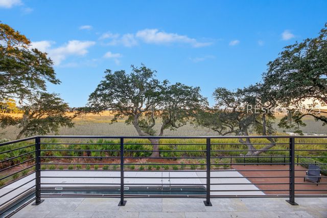 4 Millwright Dr, Hilton Head Island, SC 29926