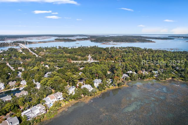 4 Millwright Dr, Hilton Head Island, SC 29926