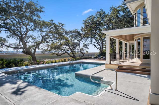 4 Millwright Dr, Hilton Head Island, SC 29926