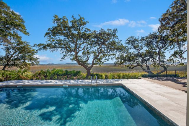 4 Millwright Dr, Hilton Head Island, SC 29926