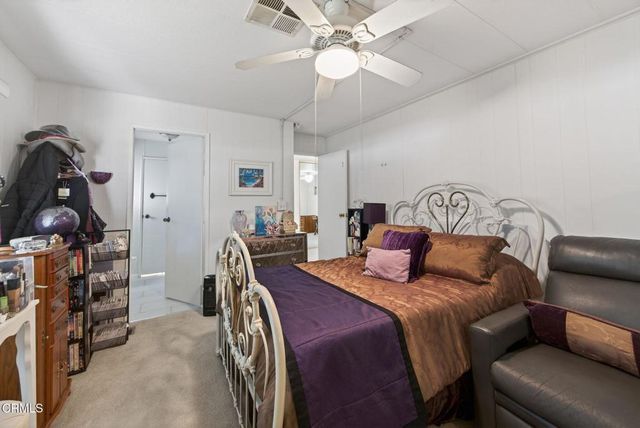 8 Calle Fronte 204, Camarillo, CA 93012