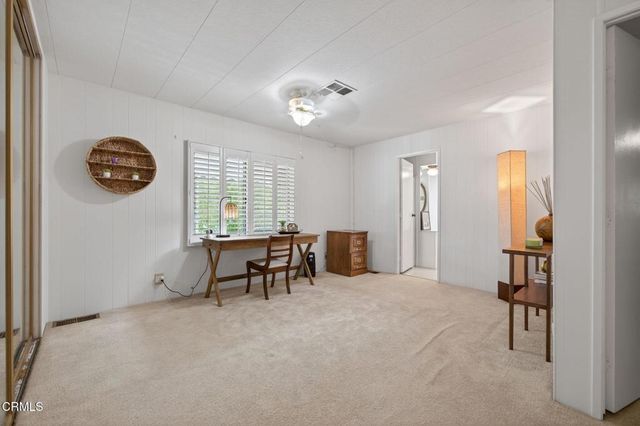 8 Calle Fronte 204, Camarillo, CA 93012