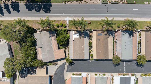 8 Calle Fronte 204, Camarillo, CA 93012