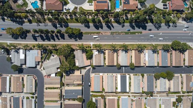 8 Calle Fronte 204, Camarillo, CA 93012