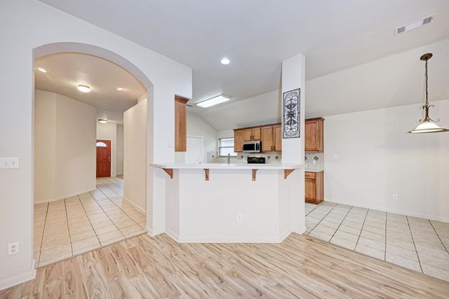 9816 Pasatiempo DR, Austin, TX 78717