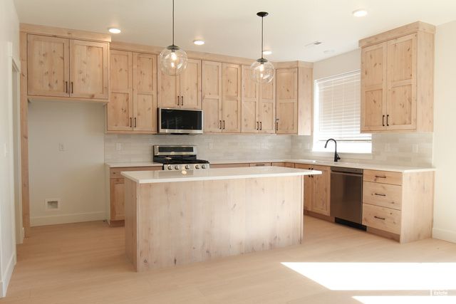 282 W 510 N, Smithfield, UT 84335